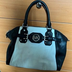 Michael Kors black and white bag